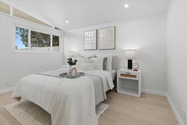 27707 La Porte Ave, Hayward CA: https://media.crmls.org/mediaz/990f5e90-f4af-44d7-826a-342efc83bc52.jpg