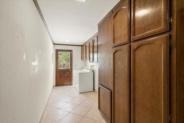 2155 Lilac Lane, Morgan Hill CA: https://media.crmls.org/mediaz/990f6657-0f67-4b30-96bc-2bbc66c3f395.jpg