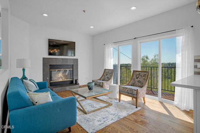 Detail Gallery Image 15 of 56 For 1300 Blue Hill Rd, Los Angeles,  CA 90041 - 4 Beds | 2/1 Baths