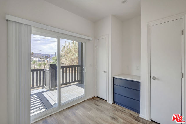 17650 Grand Avenue, Lake Elsinore CA: https://media.crmls.org/mediaz/99122bd6-f015-4f30-b6e1-db280818df69.jpg