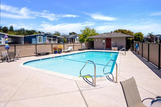 6 PRIMROSE, Aptos CA: https://media.crmls.org/mediaz/99125ed2-332a-4543-ba5c-0f272382c99a.jpg