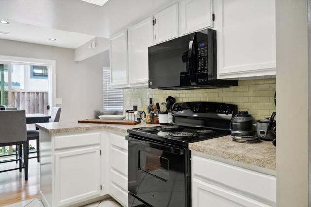 169 Terry Loop, Watsonville CA: https://media.crmls.org/mediaz/99136a10-70f7-4397-a380-049b5171957d.jpg