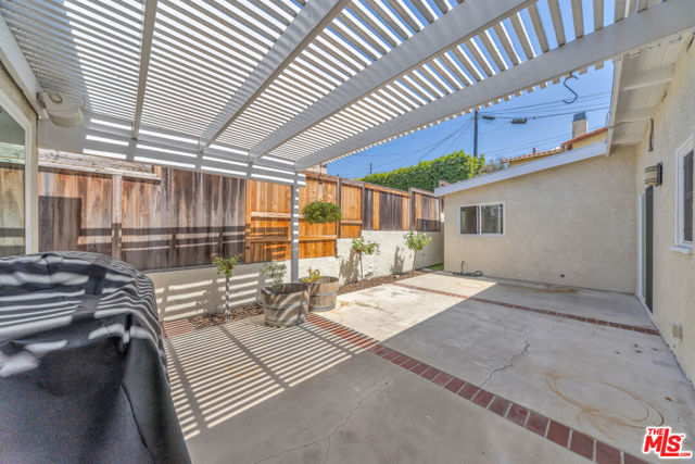 458 28th Street, Hermosa Beach, California 90254, 2 Bedrooms Bedrooms, ,2 BathroomsBathrooms,Residential,Sold,28th,22193573