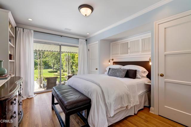 807 N Doheney Drive, Beverly Hills CA: https://media.crmls.org/mediaz/9913b0f6-af88-4028-8bd0-38218d65a6e7.jpg