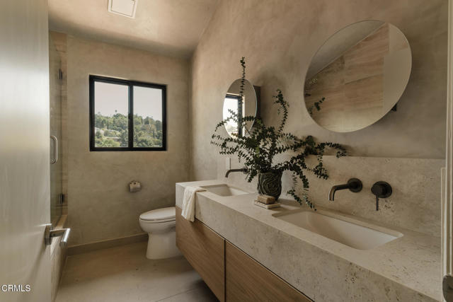 2225 Cazador Drive, Los Angeles CA: https://media.crmls.org/mediaz/9913bbe6-4e7e-4734-9638-e37e3c744c04.jpg