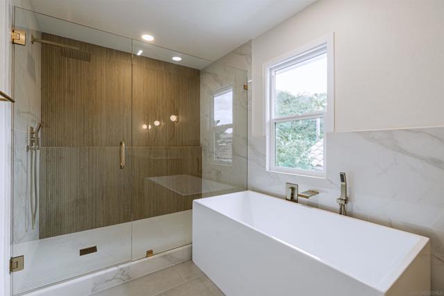 4436 Heritage Glen, San Diego CA: https://media.crmls.org/mediaz/991559ff-a44a-4c54-b643-4c11f2045f11.jpg