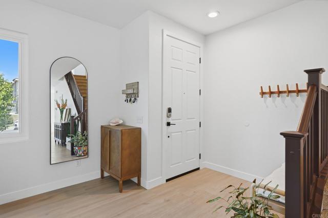 Detail Gallery Image 5 of 52 For 771 via Barquero, San Marcos,  CA 92069 - 3 Beds | 2/1 Baths