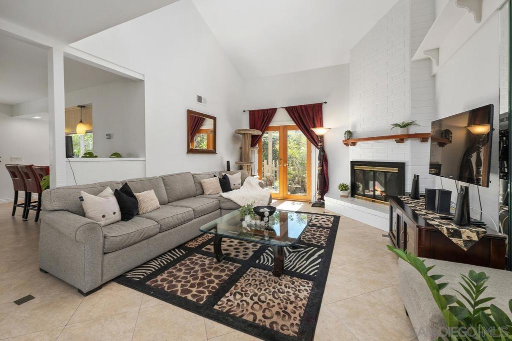 MLS #250035181SD img 10