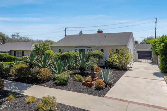 Detail Gallery Image 1 of 36 For 2376 Monte Vista St, Pasadena,  CA 91107 - 3 Beds | 1/1 Baths