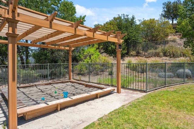 1705 Montilla, Santee CA: https://media.crmls.org/mediaz/991ab42d-2836-4bb8-8312-feae7ed95ede.jpg