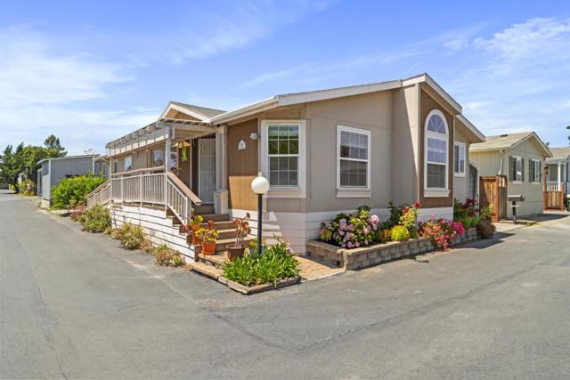 789 Green Valley Road, Watsonville CA: https://media.crmls.org/mediaz/991b2264-9e4a-49b2-b8f2-df1facd1e747.jpg
