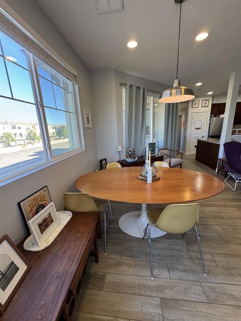 1614 Sanderling Avenue, Chula Vista CA: https://media.crmls.org/mediaz/991b2b7a-4b57-47f7-9d11-67815d8482d9.jpg