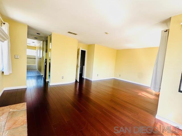 8109 Via Kino, San Diego CA: https://media.crmls.org/mediaz/991c64b4-9394-4f66-8a4e-570fc86d65fc.jpg