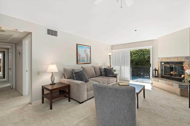 Detail Gallery Image 5 of 63 For 1664 Circa Del Lago #E105,  San Marcos,  CA 92078 - 2 Beds | 1/1 Baths