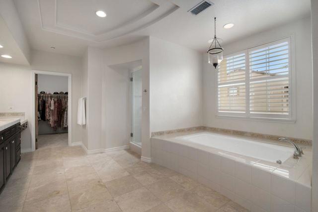 1460 Lauren Court, Encinitas CA: https://media.crmls.org/mediaz/991cc245-c42f-46c8-96bd-7d24999e18f3.jpg