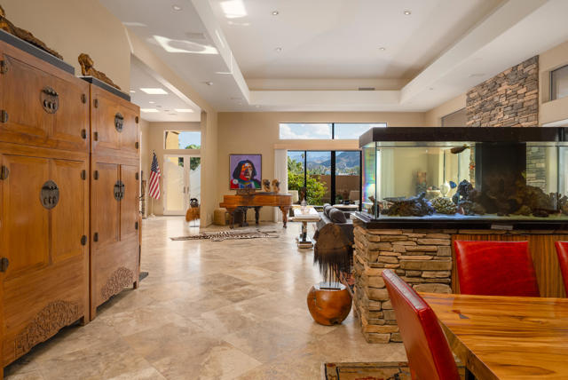 72116 Clancy Lane, Rancho Mirage CA: https://media.crmls.org/mediaz/991d159b-c9d1-4382-b599-826c223e3153.jpg