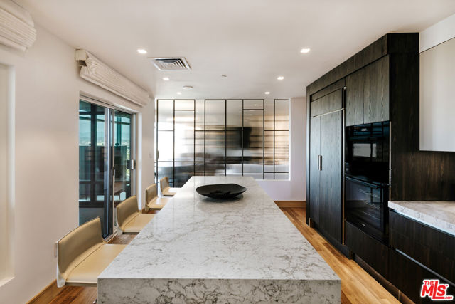 1 W Century Drive, Los Angeles CA: https://media.crmls.org/mediaz/991e2017-eaa9-4632-a2ca-2c1d7640497c.jpg
