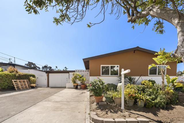 Detail Gallery Image 3 of 29 For 4657 Chateau Pl, San Diego,  CA 92117 - 3 Beds | 1 Baths