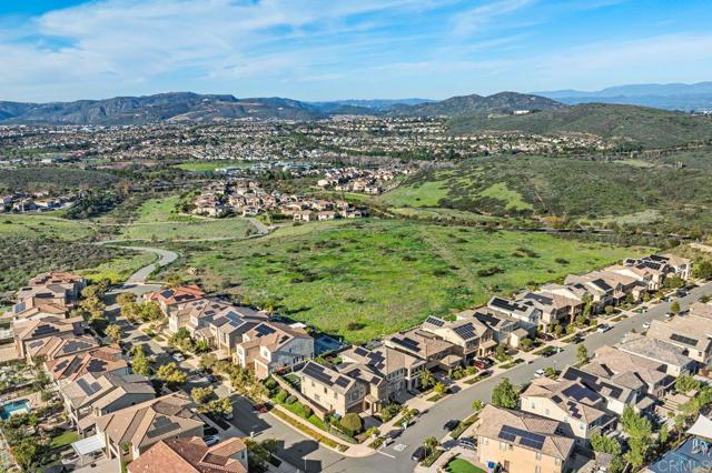 Detail Gallery Image 6 of 60 For 15858 Anjou Ln, San Diego,  CA 92127 - 5 Beds | 3 Baths