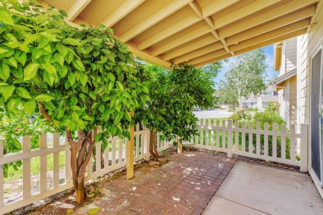 1554 Rosette Way, Gilroy CA: https://media.crmls.org/mediaz/991e912b-1d32-4d0f-bf8a-aee0aef78210.jpg