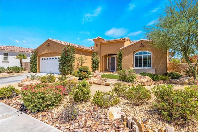 3330 Savanna Trail, Palm Springs CA: https://media.crmls.org/mediaz/991fec34-97ac-4aec-a6b9-ea3c64dde441.jpg