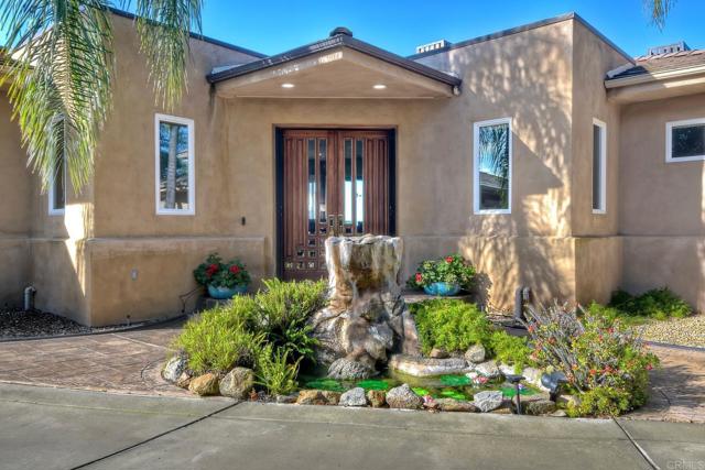 Detail Gallery Image 14 of 68 For 28521 Gladstone Ct, Escondido,  CA 92026 - 3 Beds | 3/1 Baths