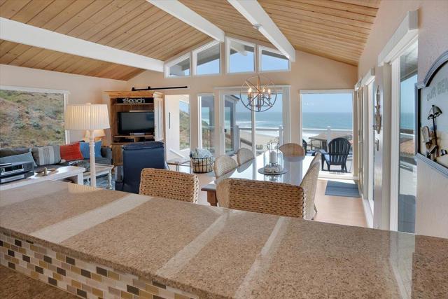 665 Sand Dollar Lane, Watsonville CA: https://media.crmls.org/mediaz/99205671-c4f7-4d7c-ab7c-7842d058928b.jpg