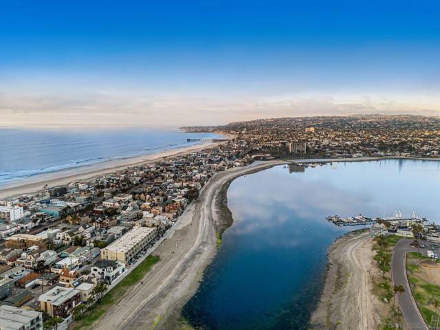 3656 Bayside Walk, San Diego, California 92109, ,Multi-Family,For Sale,Bayside Walk,250021383SD