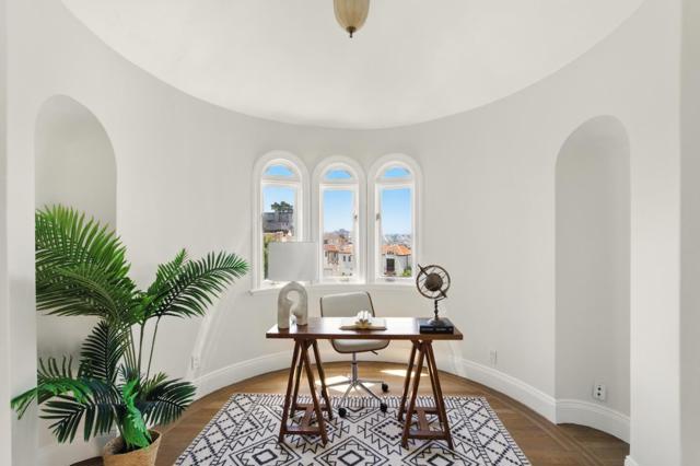 1260 Monterey Boulevard, San Francisco CA: https://media.crmls.org/mediaz/9922be18-20c3-45e6-8ee2-a891ce860495.jpg