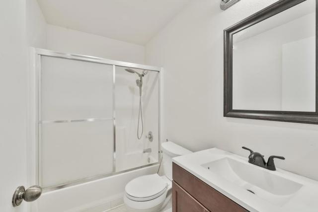 4974 Flat Rock Circle, San Jose CA: https://media.crmls.org/mediaz/9922d447-1306-4f68-b740-c3d3a8688b6a.jpg