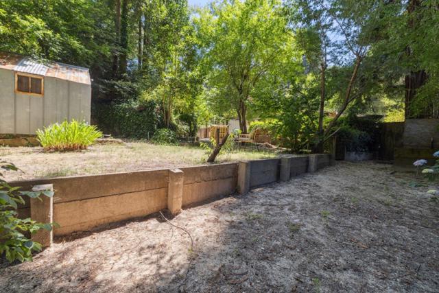 155 Teilh Drive, Boulder Creek CA: https://media.crmls.org/mediaz/9922f048-7f4d-4811-877f-ee333dbc477e.jpg