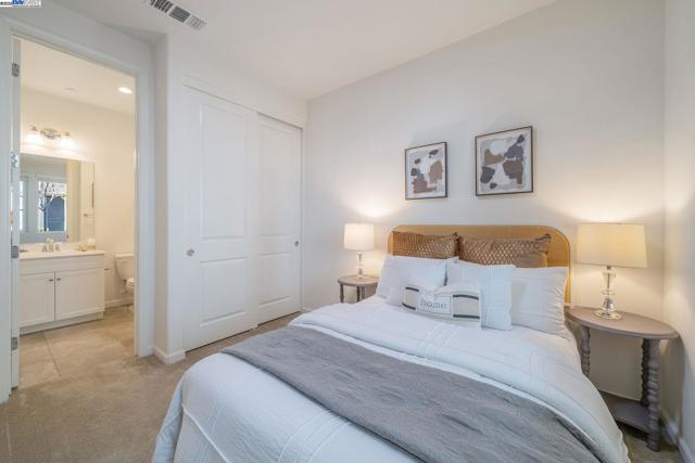 5588 El Dorado Ln, Dublin CA: https://media.crmls.org/mediaz/992314fe-0521-46e6-acc8-ac8d6374cbd4.jpg