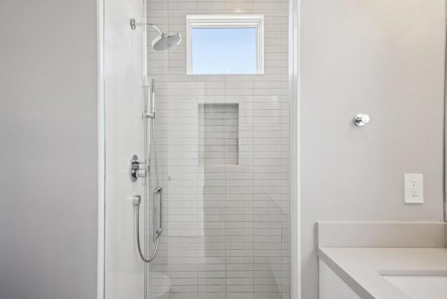 1433 Floribunda Avenue, Burlingame CA: https://media.crmls.org/mediaz/9923cdf6-8915-45d1-8897-0523c3103b36.jpg