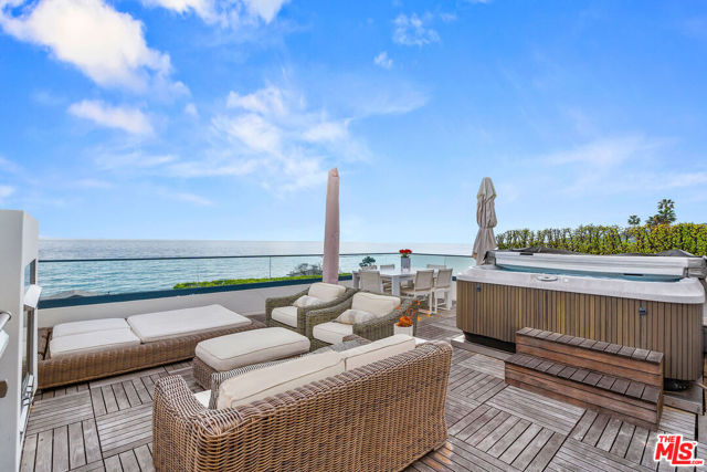 22065 Pacific Coast Highway, Malibu CA: https://media.crmls.org/mediaz/9923f35b-81d3-4d6b-aaac-f4d2260e5caf.jpg