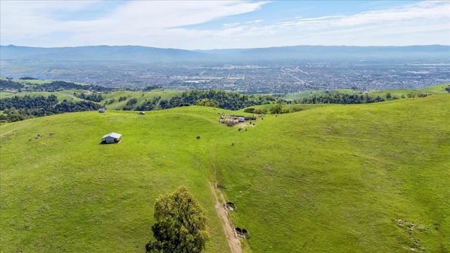 Image 35 of 42 For 0 Mt Hamilton