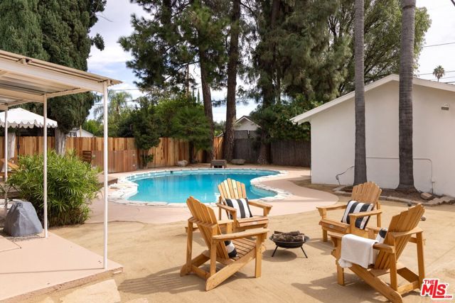 22706 Martha Street photo 16