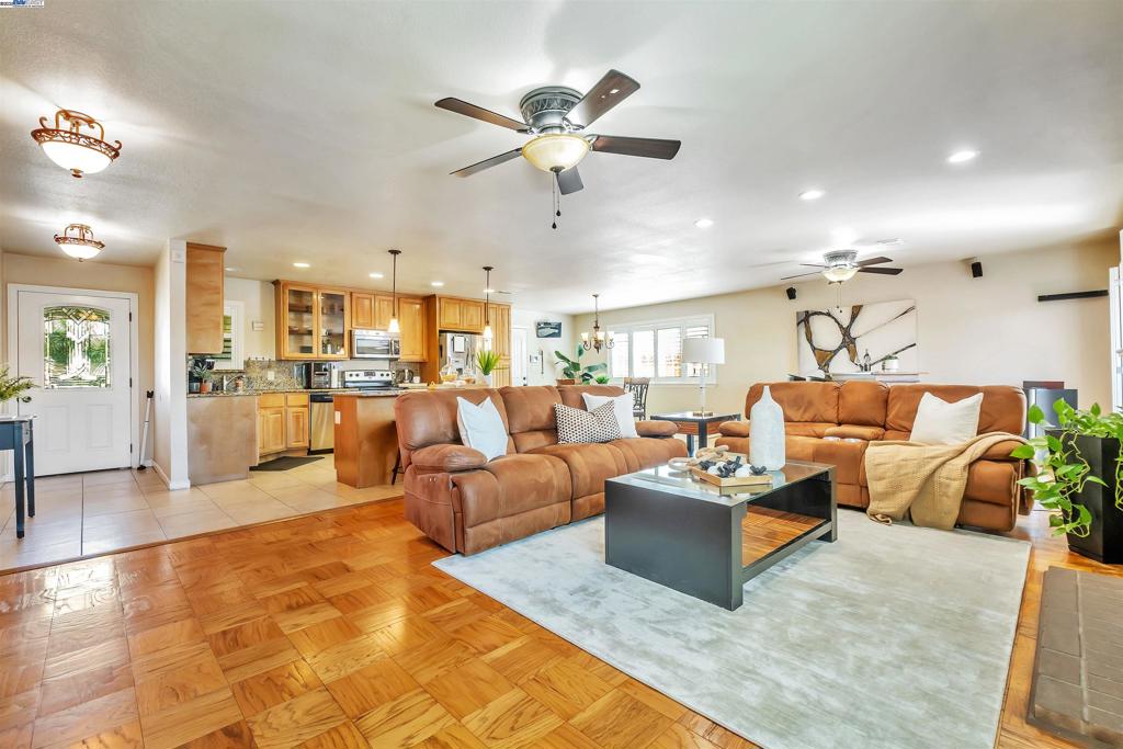 MLS #41101799 image #9