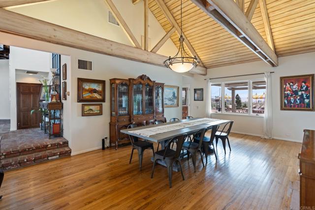 Image 12 of 75 For 4938 San Jacinto Circle