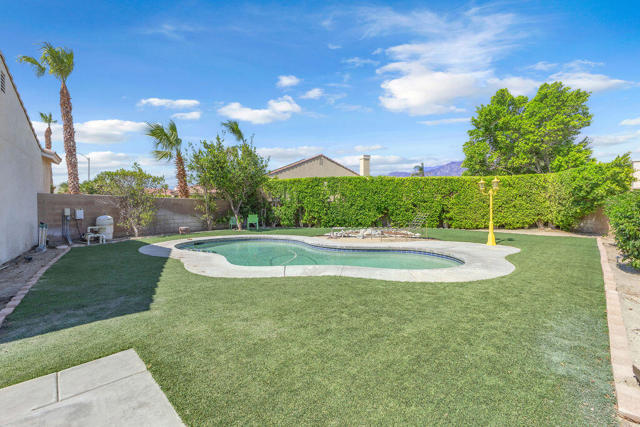 Image 36 of 38 For 68138 Seville Court