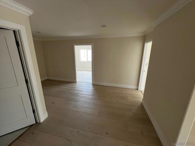 2152 Walnut St, Ramona CA: https://media.crmls.org/mediaz/992882c2-e249-4b0e-9038-8dd1ed868b26.jpg