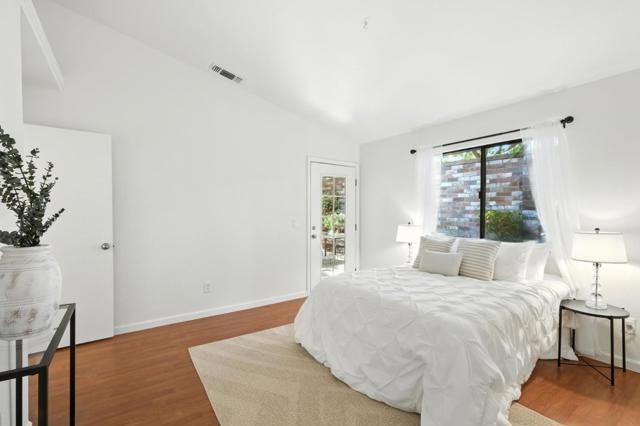 9345 Ivydale Circle, Elk Grove CA: https://media.crmls.org/mediaz/99289028-9b01-469f-9f7c-5f613187091d.jpg