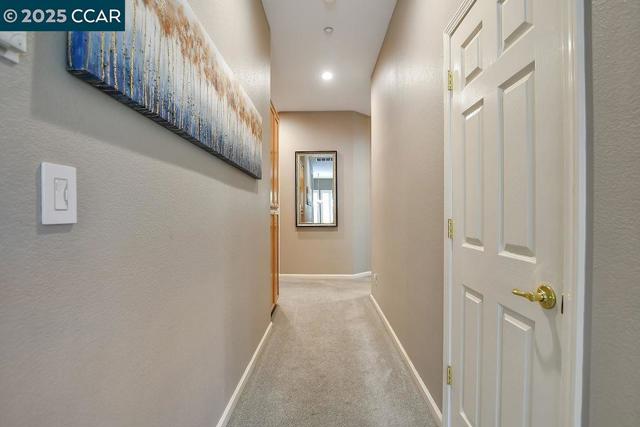 513 Mendota St, Brentwood CA: https://media.crmls.org/mediaz/99292a63-b5b4-4d4d-9c2a-135897310d05.jpg