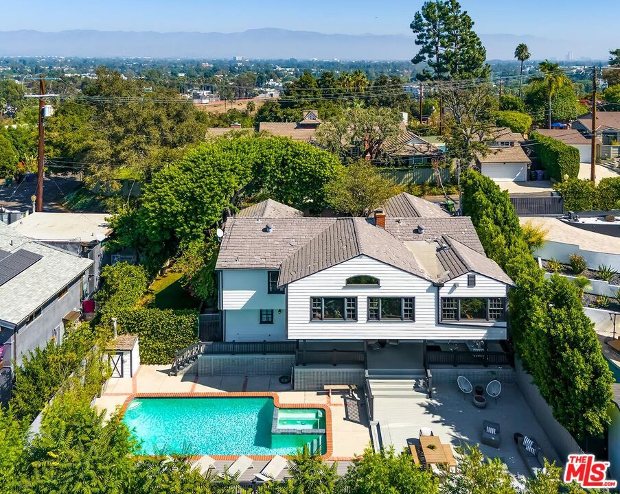 3983 Sunswept DriveStudio City img 24