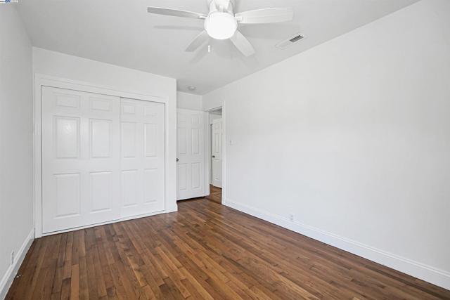 17526 Parker Rd, Castro Valley CA: https://media.crmls.org/mediaz/992a299d-1e72-4be4-9471-82bd71046dcf.jpg