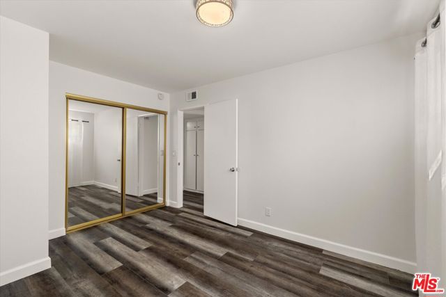 19714 Galway Avenue, Carson CA: https://media.crmls.org/mediaz/992a2e0b-8eb4-4f16-b766-eaa2050ea7c6.jpg