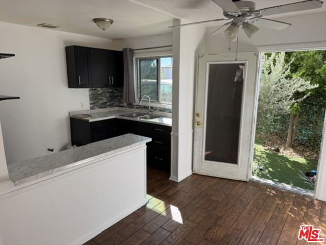 13125 Vanowen Street photo 15