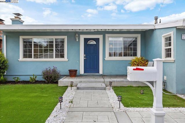 24753 Willimet Way, Hayward CA: https://media.crmls.org/mediaz/992c0a9d-d6d3-4b60-9c6e-9db2f93b87c3.jpg