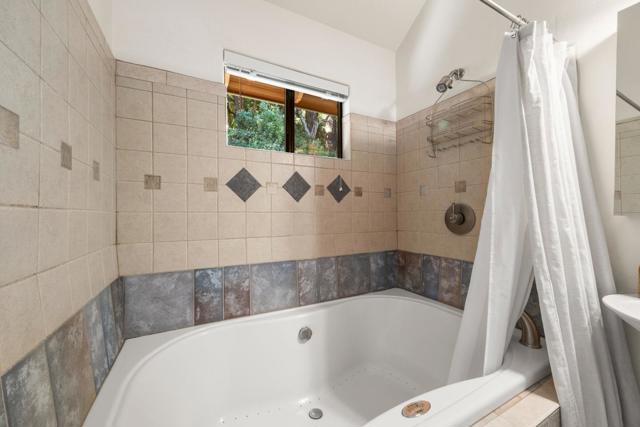 1081 Avocado Road, Watsonville CA: https://media.crmls.org/mediaz/992d7259-7f5d-4518-9932-77d9df2b6e55.jpg