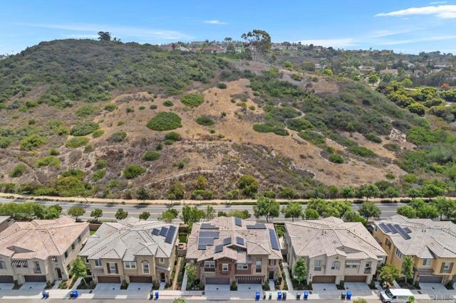 3157 Salina rd, Carlsbad CA: https://media.crmls.org/mediaz/9930cbab-d635-47bf-a630-6388486c4760.jpg
