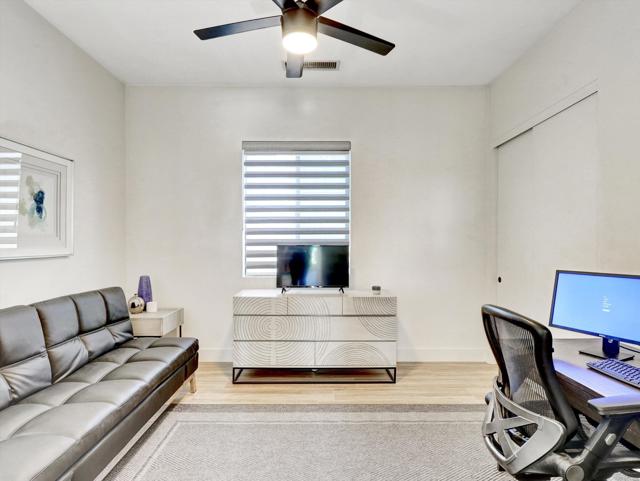 54050 Avenida Obregon, La Quinta CA: https://media.crmls.org/mediaz/9931ca56-20d8-42b7-85b4-600a37d99edd.jpg